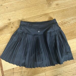 Elegant Black Pleated Skirt